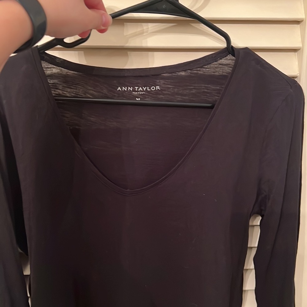 Size medium ann Taylor basic top - Picture 4 of 4